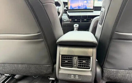 Toyota Camry, 2025 год, 3 370 000 рублей, 28 фотография