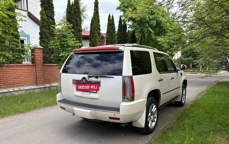 Cadillac Escalade III, 2011 год, 2 200 000 рублей, 6 фотография