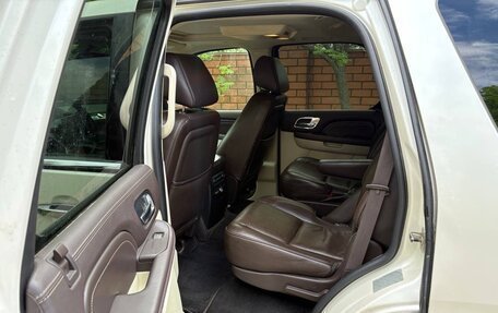 Cadillac Escalade III, 2011 год, 2 200 000 рублей, 17 фотография