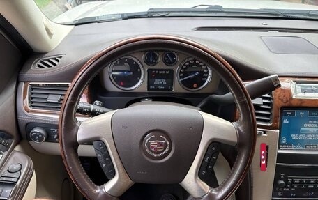 Cadillac Escalade III, 2011 год, 2 200 000 рублей, 24 фотография