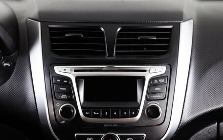 Hyundai Solaris II рестайлинг, 2015 год, 799 000 рублей, 16 фотография