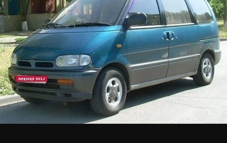 Nissan Serena I, 1993 год, 75 000 рублей, 1 фотография