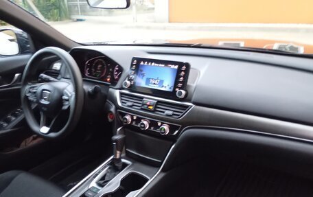 Honda Accord IX рестайлинг, 2021 год, 2 680 000 рублей, 20 фотография