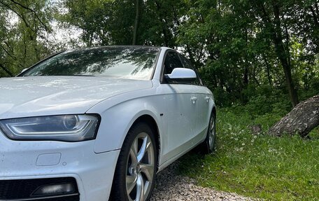 Audi A4, 2012 год, 850 000 рублей, 4 фотография