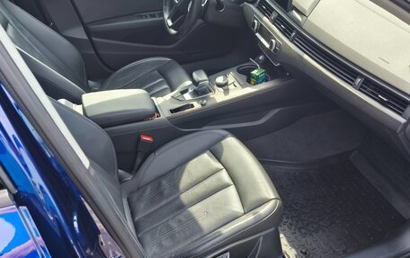 Audi A4, 2018 год, 2 500 000 рублей, 14 фотография
