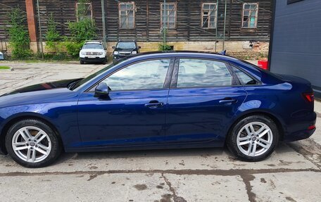 Audi A4, 2018 год, 2 500 000 рублей, 6 фотография