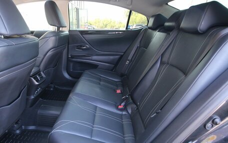 Lexus ES VII, 2020 год, 3 995 000 рублей, 19 фотография
