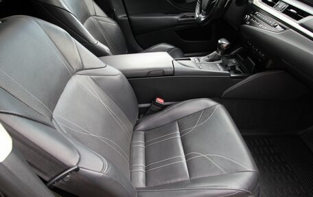 Lexus ES VII, 2020 год, 3 995 000 рублей, 15 фотография