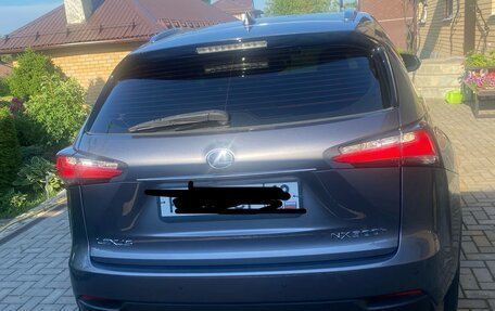 Lexus NX I, 2014 год, 2 850 000 рублей, 3 фотография