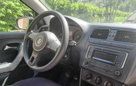 Volkswagen Polo VI (EU Market), 2014 год, 900 000 рублей, 3 фотография