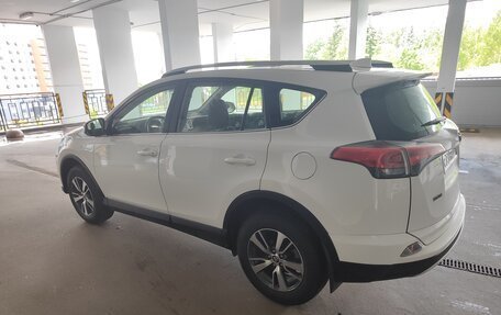 Toyota RAV4, 2016 год, 1 970 000 рублей, 4 фотография