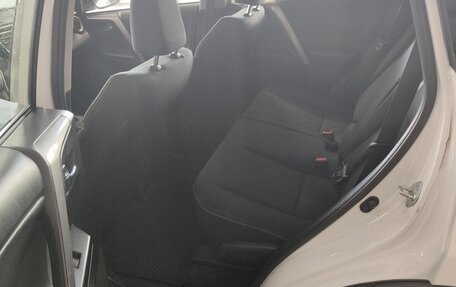 Toyota RAV4, 2016 год, 1 970 000 рублей, 8 фотография