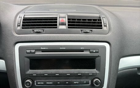 Skoda Octavia, 2010 год, 650 000 рублей, 9 фотография