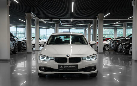 BMW 3 серия, 2016 год, 1 940 000 рублей, 3 фотография