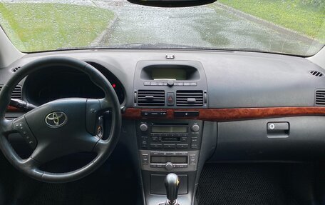 Toyota Avensis III рестайлинг, 2006 год, 450 000 рублей, 12 фотография