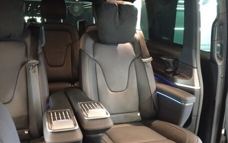 Mercedes-Benz V-Класс, 2025 год, 15 450 000 рублей, 7 фотография