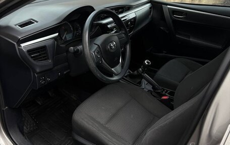 Toyota Corolla, 2014 год, 1 200 000 рублей, 8 фотография
