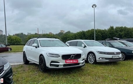 Volvo V90 Cross Country I рестайлинг, 2019 год, 2 700 000 рублей, 4 фотография