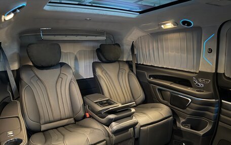 Mercedes-Benz EQV, 2020 год, 12 200 000 рублей, 17 фотография