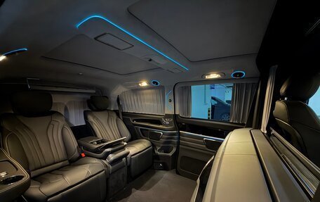 Mercedes-Benz EQV, 2020 год, 12 200 000 рублей, 16 фотография