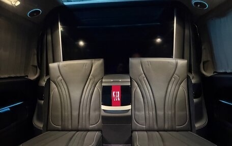 Mercedes-Benz EQV, 2020 год, 12 200 000 рублей, 25 фотография