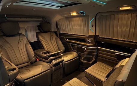 Mercedes-Benz EQV, 2020 год, 12 200 000 рублей, 32 фотография