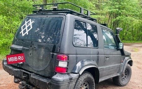 Mitsubishi Pajero III рестайлинг, 1994 год, 520 000 рублей, 3 фотография