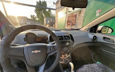 Chevrolet Aveo III, 2014 год, 290 000 рублей, 14 фотография