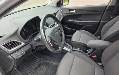 Hyundai Solaris II рестайлинг, 2017 год, 1 620 000 рублей, 18 фотография