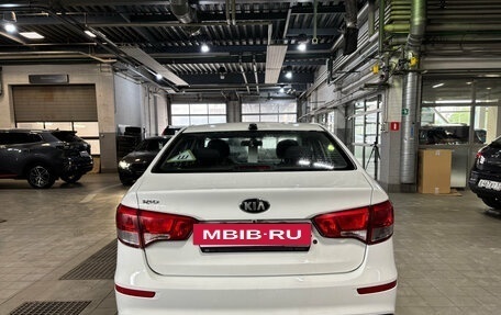 KIA Rio III рестайлинг, 2017 год, 949 000 рублей, 6 фотография