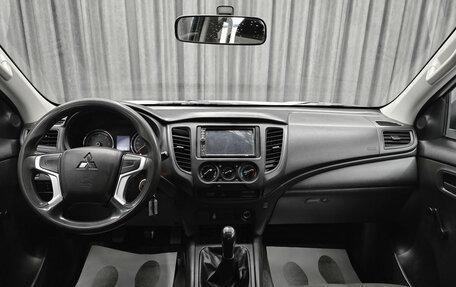 Mitsubishi L200 IV рестайлинг, 2019 год, 2 050 000 рублей, 12 фотография