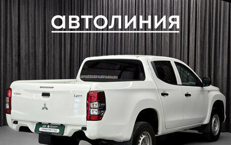 Mitsubishi L200 IV рестайлинг, 2019 год, 2 050 000 рублей, 9 фотография