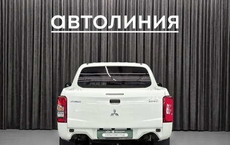Mitsubishi L200 IV рестайлинг, 2019 год, 2 050 000 рублей, 8 фотография