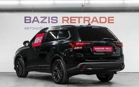 Mitsubishi Outlander III рестайлинг 3, 2015 год, 1 850 000 рублей, 8 фотография