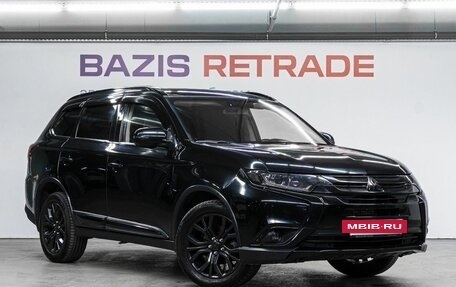 Mitsubishi Outlander III рестайлинг 3, 2015 год, 1 850 000 рублей, 4 фотография