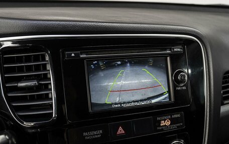 Mitsubishi Outlander III рестайлинг 3, 2015 год, 1 850 000 рублей, 22 фотография