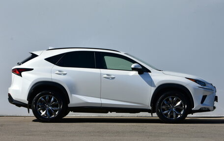 Lexus NX I, 2019 год, 4 000 000 рублей, 6 фотография