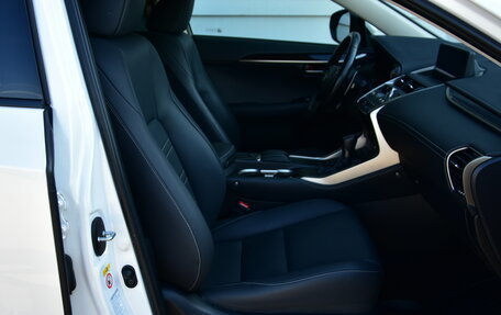 Lexus NX I, 2019 год, 4 000 000 рублей, 12 фотография