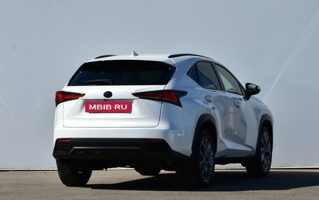 Lexus NX I, 2019 год, 4 000 000 рублей, 5 фотография