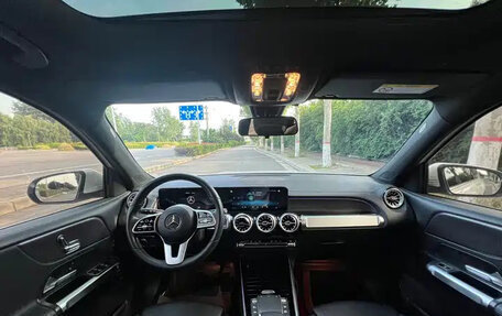 Mercedes-Benz GLB, 2022 год, 2 380 000 рублей, 4 фотография