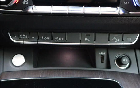 Audi Q5, 2025 год, 6 032 443 рублей, 14 фотография