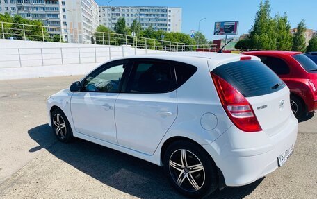 Hyundai i30 I, 2011 год, 550 000 рублей, 4 фотография
