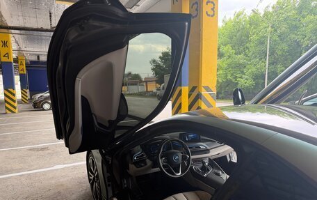BMW i8 I рестайлинг, 2015 год, 6 700 000 рублей, 12 фотография