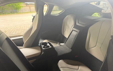 BMW i8 I рестайлинг, 2015 год, 6 700 000 рублей, 31 фотография