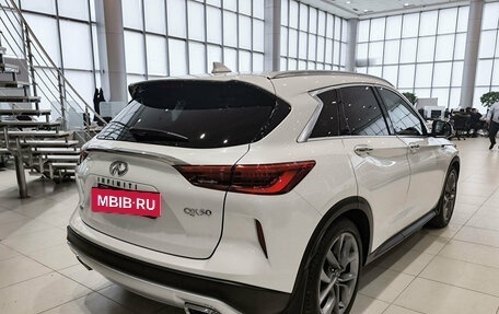 Infiniti QX50 II, 2018 год, 2 890 000 рублей, 16 фотография