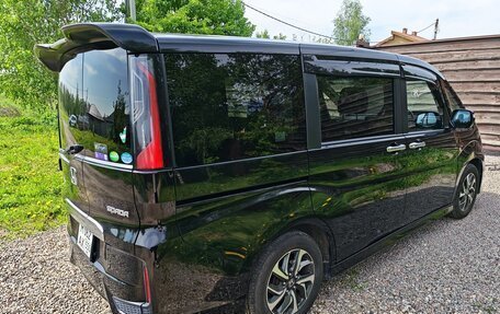 Honda Stepwgn IV, 2016 год, 1 590 000 рублей, 3 фотография