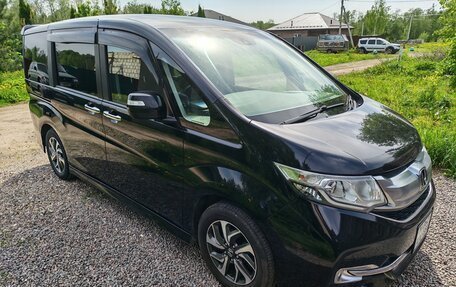 Honda Stepwgn IV, 2016 год, 1 590 000 рублей, 2 фотография