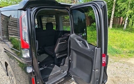 Honda Stepwgn IV, 2016 год, 1 590 000 рублей, 8 фотография