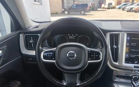 Volvo XC60 II, 2018 год, 2 850 000 рублей, 16 фотография
