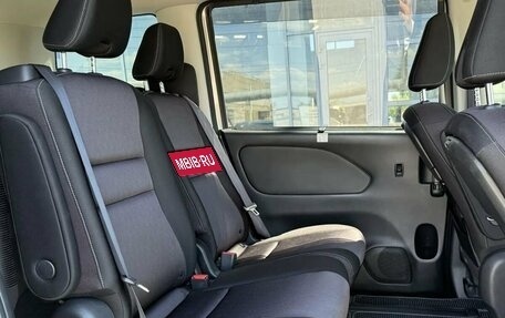 Nissan Serena IV, 2018 год, 2 200 000 рублей, 11 фотография